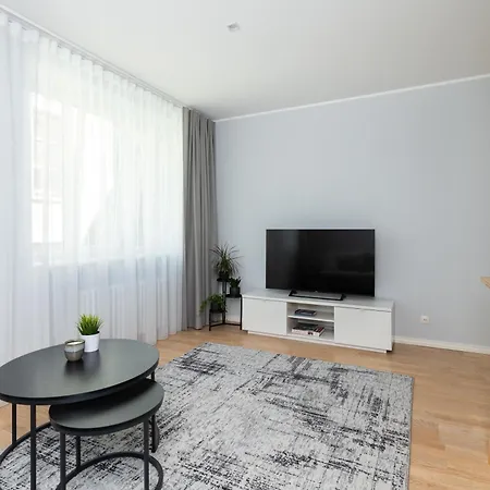 Roosikrantsi Elegant Retreat Near Old Town - Heart Апартаменти Таллінн