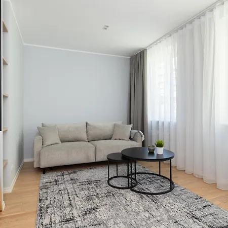 Roosikrantsi Elegant Retreat Near Old Town - Heart *