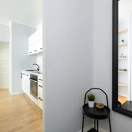 Roosikrantsi Elegant Retreat Near Old Town - Heart Апартаменты
