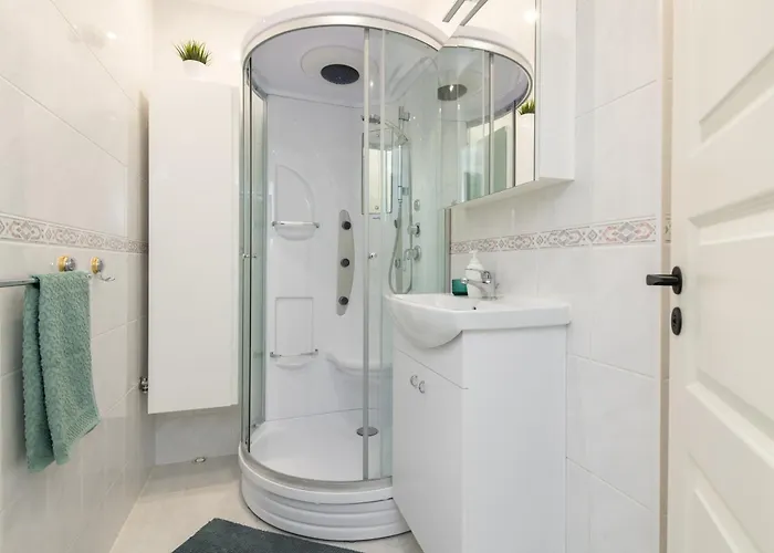 Apartamento Roosikrantsi Elegant Retreat Near Old Town - Heart